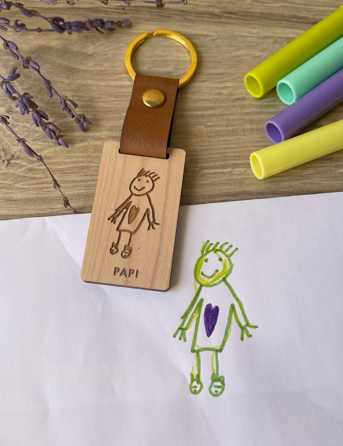 Llavero de Madera - PEQUEÑOS ARTISTAS